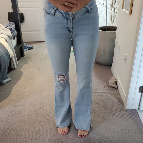 OH POLLY light wash denim jeans (bootleg with slit) - Picture 2 of 2